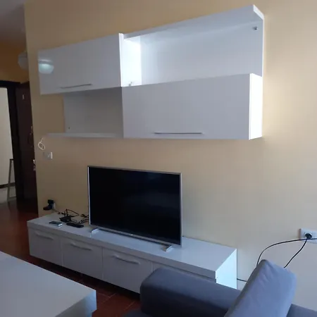 Al Mare 1 Apartment *